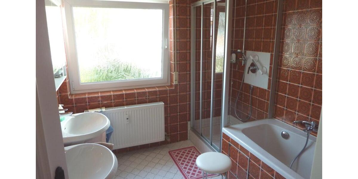 Reihenhaus Leonberg - 6 Zimmer, 156 m&sup2;, 2.000&euro; | Angebot:27617781