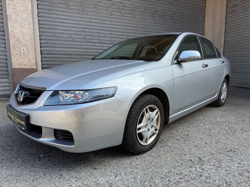 Honda Accord 141.058 km 6.995 € Altensteig 72213