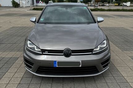 VW Golf 128.000 km 19.999 &euro; Asperg 71679
