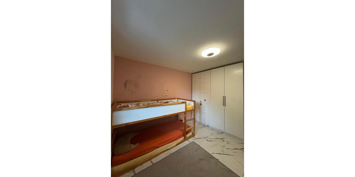 OHNE MAKLERPROVISION! 4,5 Zimmer auf 92 qm, 2021 Saniert 4 zimmer