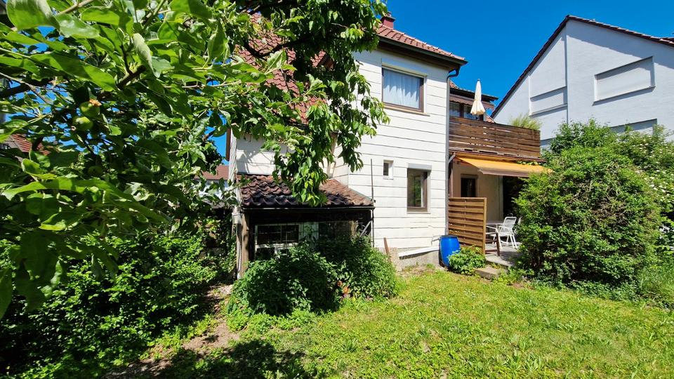Einfamilienhaus Esslingen am Neckar Pliensauvorstadt - 7 Zimmer, 128 m&sup2;, 485.000&euro; | Angebot:26940262