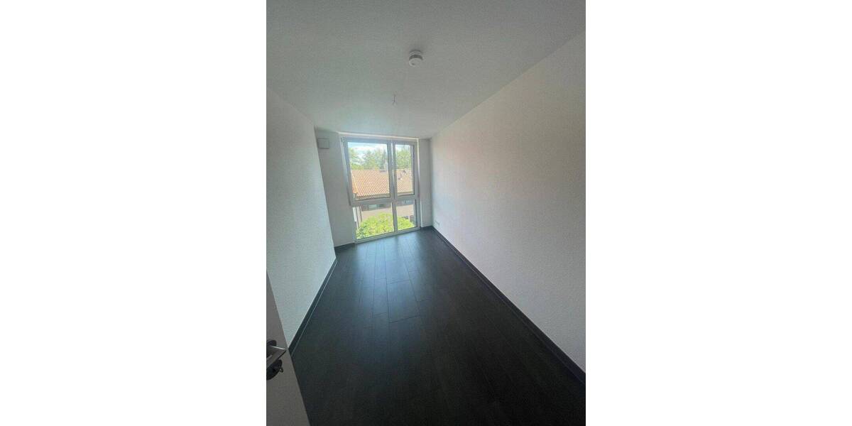 Etagenwohnung Sindelfingen Mitte - 4 Zimmer, 122 m&sup2;, 1.920&euro; | Angebot:26891906