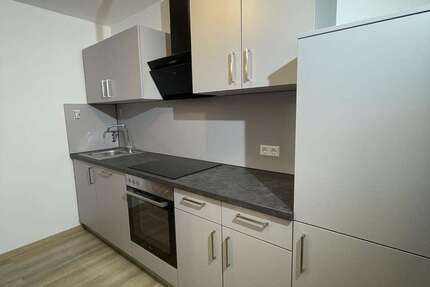 Wohnung Sindelfingen Sindelfingen (Stadt) - 2 Zimmer, 64 m&sup2;, 1.000&euro; | Angebot:24975491