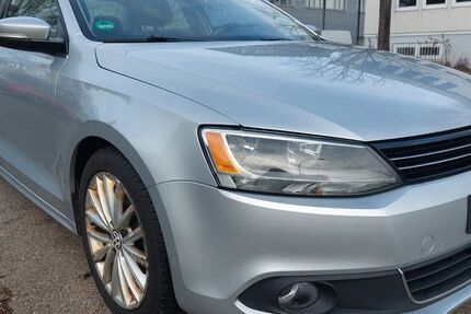 VW Jetta 140.621 km 3.500 &euro; Fellbach 70736