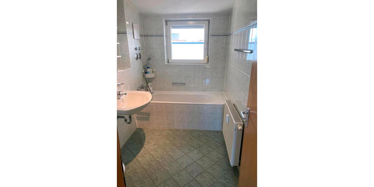 Dachgeschoßwohnung Gerlingen - 5 Zimmer, 108 m&sup2;, 579.000&euro; | Angebot:26126760