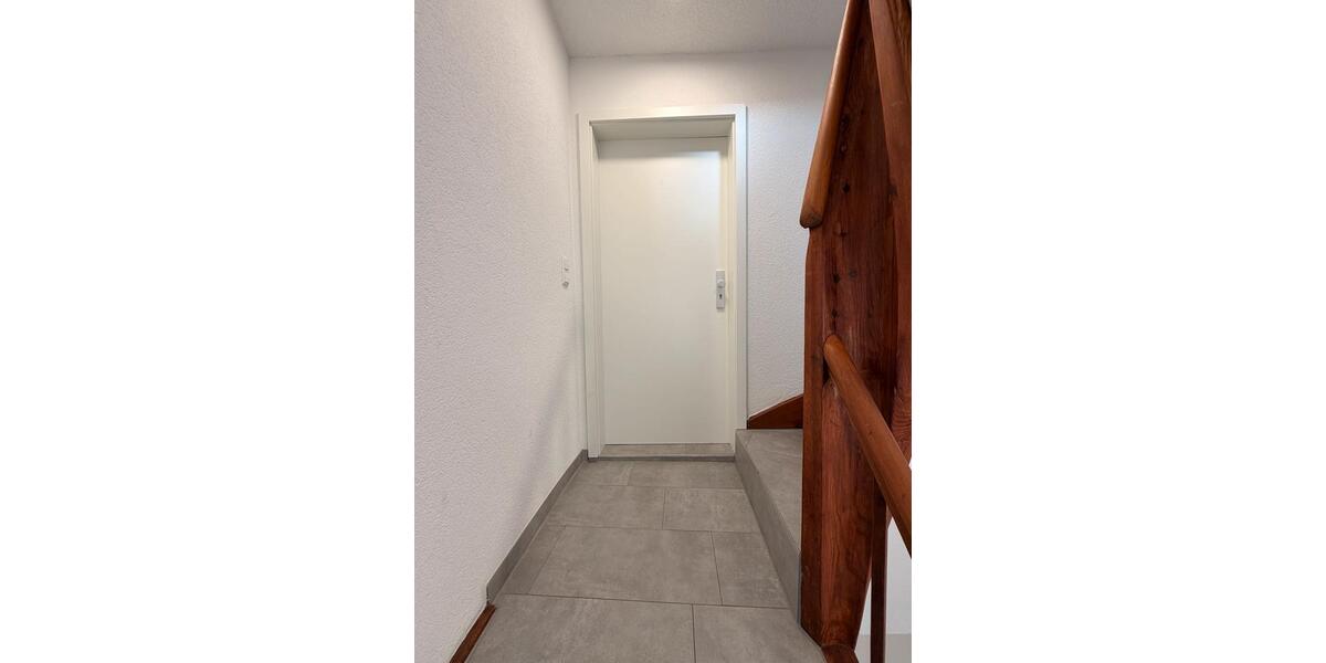 Etagenwohnung Stuttgart Zuffenhausen - 4 Zimmer, 86 m&sup2;, 1.400&euro; | Angebot:27591603