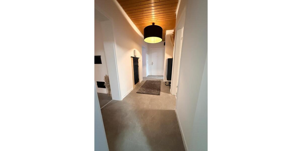 Etagenwohnung Ludwigsburg Oßweil - 3 Zimmer, 75 m&sup2;, 950&euro; | Angebot:25995939