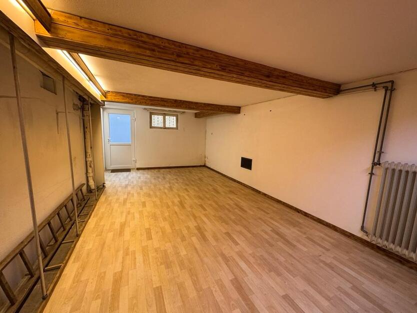 Ohne Makler! Gepflegte DHH mit ELW, großem Hobbyr. + Einzelgarage zimmer