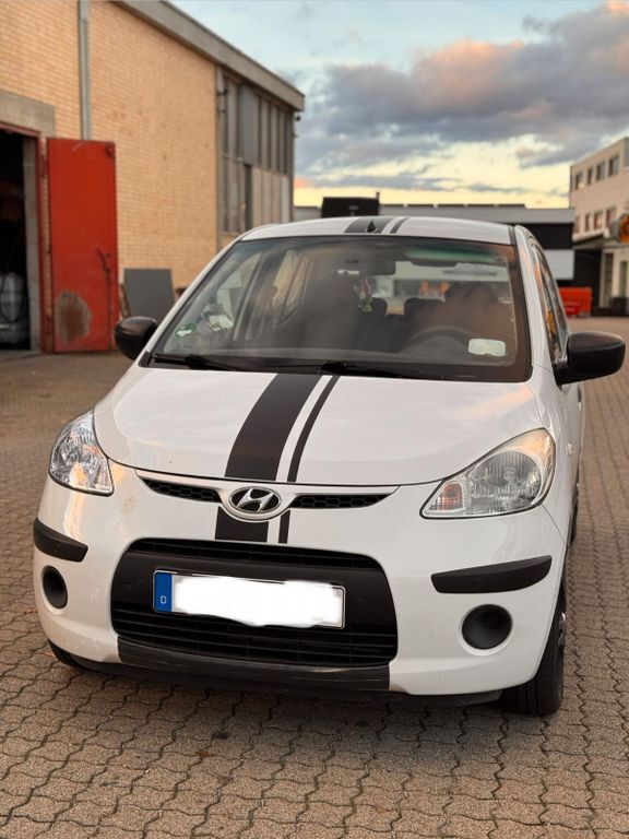 Hyundai i10 136.796 km 2.500 € Leinfelden-Echterdingen 70771