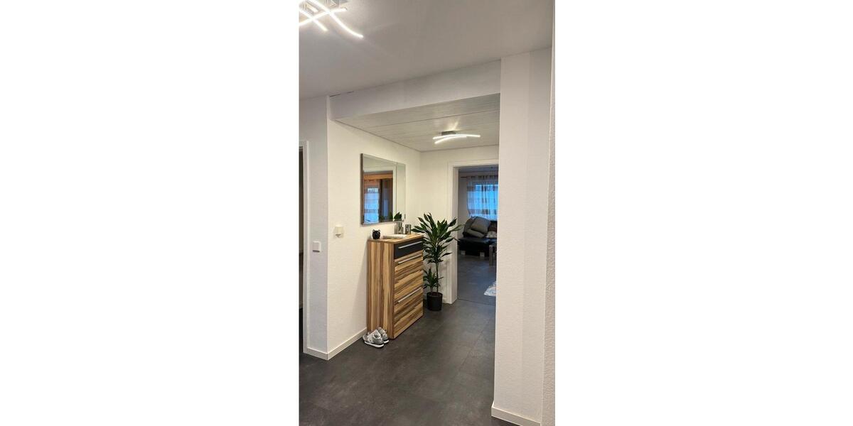 Doppelhaushälfte Nürtingen - 5 Zimmer, 180 m&sup2;, 2.600&euro; | Angebot:26479674