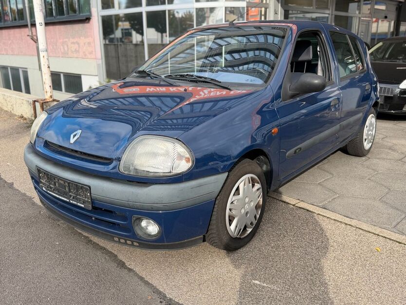Renault Clio 229.000 km 999 € Fellbach bei Stuttgart 70736