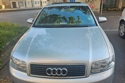 Audi A4 230.000 km 2.499 &euro; Stuttgart 70372