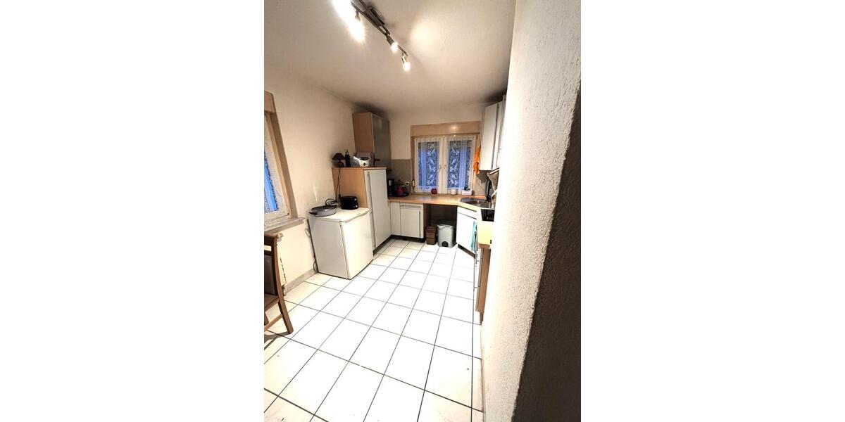 Erdgeschoßwohnung Ludwigsburg - 3 Zimmer, 70 m&sup2;, 1.000&euro; | Angebot:26001342