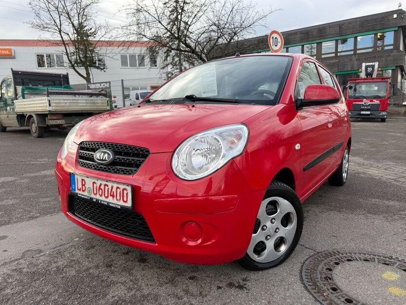 Kia Picanto 90.000 km 2.990 € MÖGLINGEN 71696