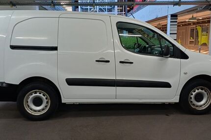 Peugeot Partner 25.500 km 10.500 &euro; Esslingen am Neckar 73733
