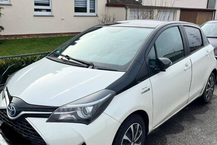 Toyota Yaris 125.500 km 10.000 &euro; Stuttgart 70329