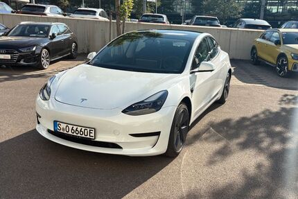 Tesla Model 3 13.300 km 26.990 € Esslingen 73730