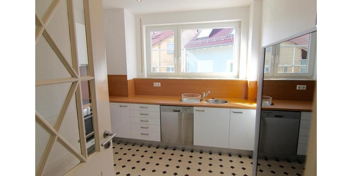 Etagenwohnung Stuttgart Lehen - 4 Zimmer, 124 m&sup2;, 1.695&euro; | Angebot:24466247