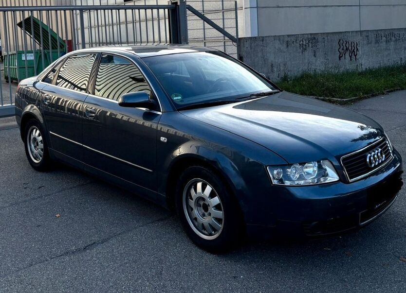 Audi A4 195.000 km 1.990 € Holzgerlingen 71088