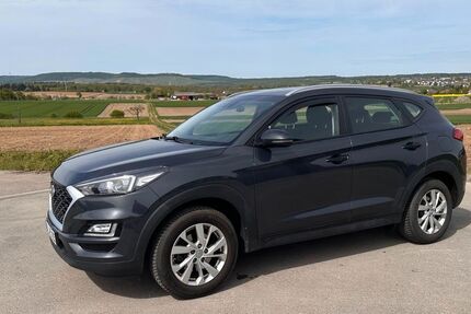 Hyundai TUCSON 56.000 km 17.490 &euro; Sachsenheim 74343
