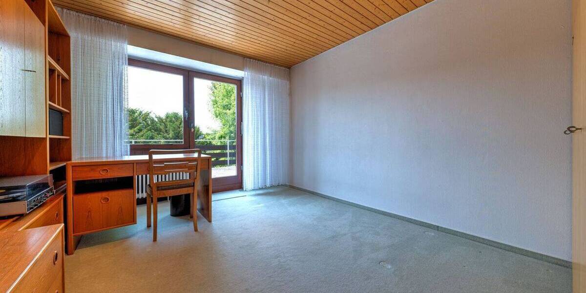 Großzügiges Eckhaus mit viel Platz, Garten und Potenzial 6 zimmer