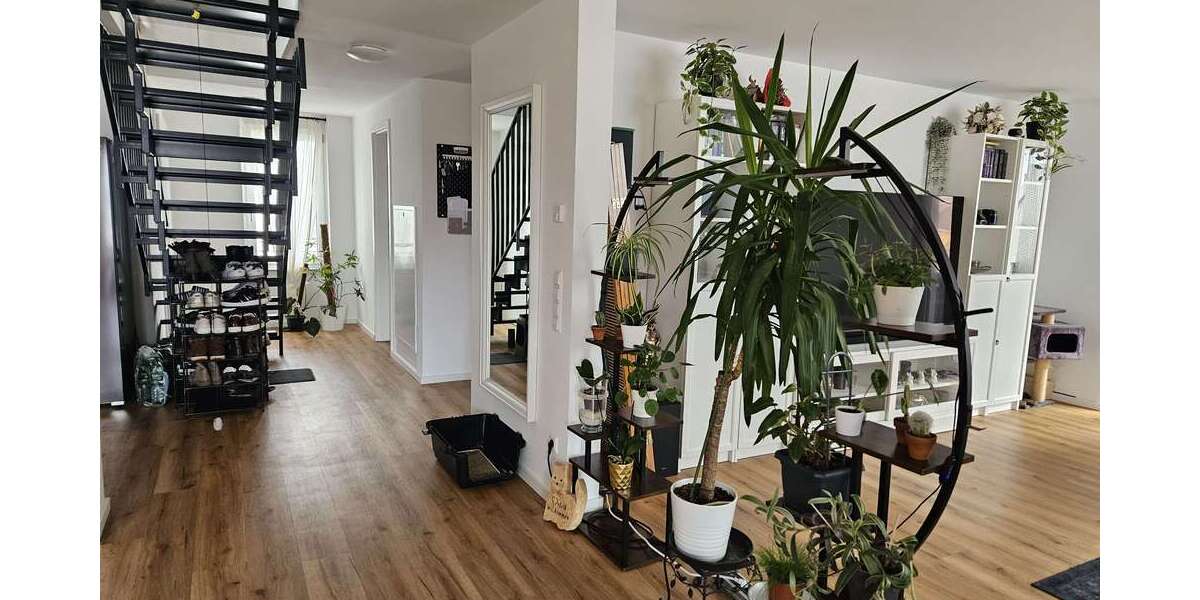 Etagenwohnung Markgröningen - 4 Zimmer, 136 m&sup2;, 1.690&euro; | Angebot:26480237