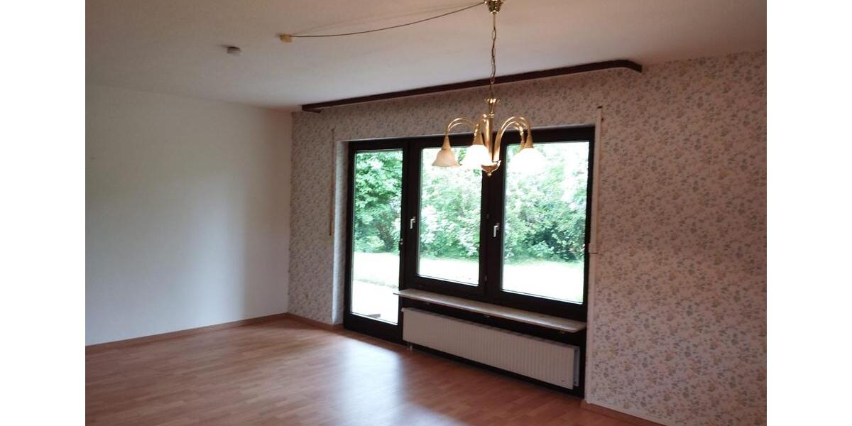 Erdgeschoßwohnung Nagold - 3 Zimmer, 95 m&sup2;, 1.050&euro; | Angebot:27604404