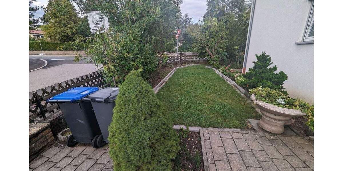 Doppelhaushälfte Böblingen - 1 Zimmer, 254 m&sup2;, 1.150.000&euro; | Angebot:25779091