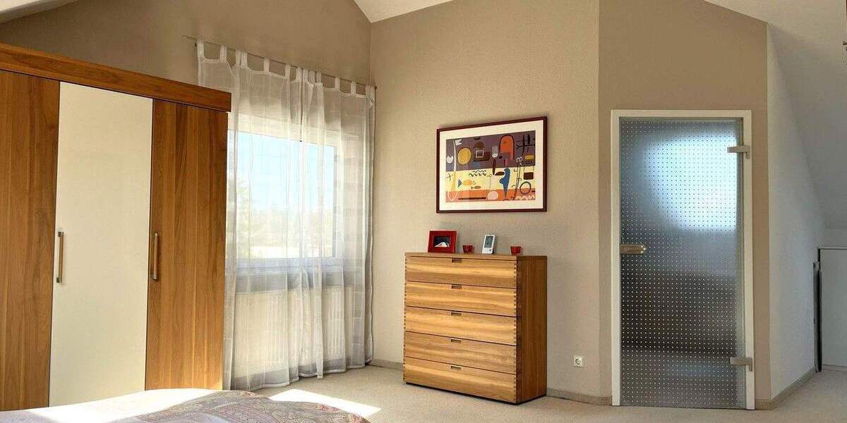 Reihenendhaus Stuttgart-Weilimdorf (Wolfbusch) Wolfbusch - 4 Zimmer, 146 m&sup2;, 760.000&euro; | Angebot:25659248