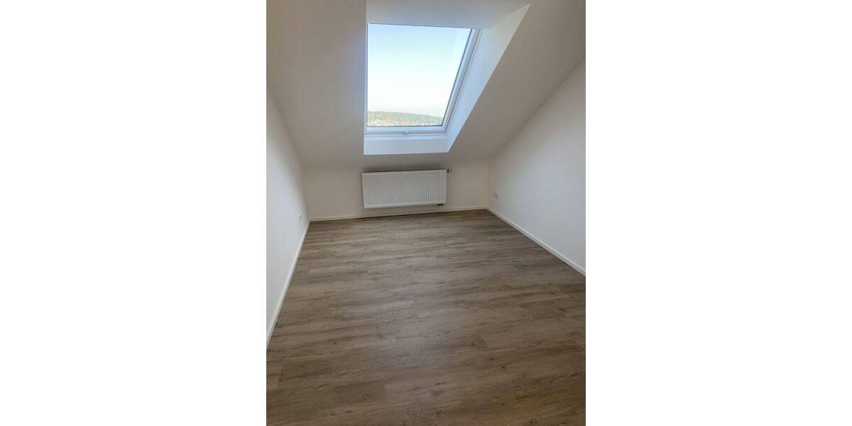 Etagenwohnung STUTTGART Sillenbuch - 3 Zimmer, 74 m&sup2;, 1.310&euro; | Angebot:26834107