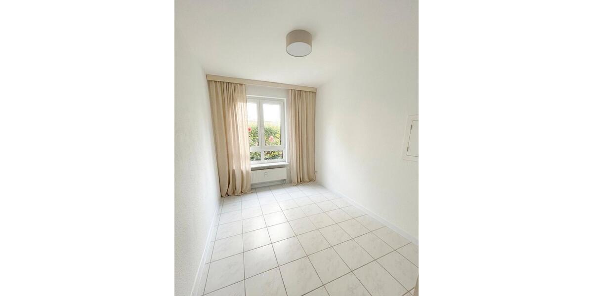 Erdgeschoßwohnung Leonberg - 3.5 Zimmer, 72 m&sup2;, 359.000&euro; | Angebot:27016758