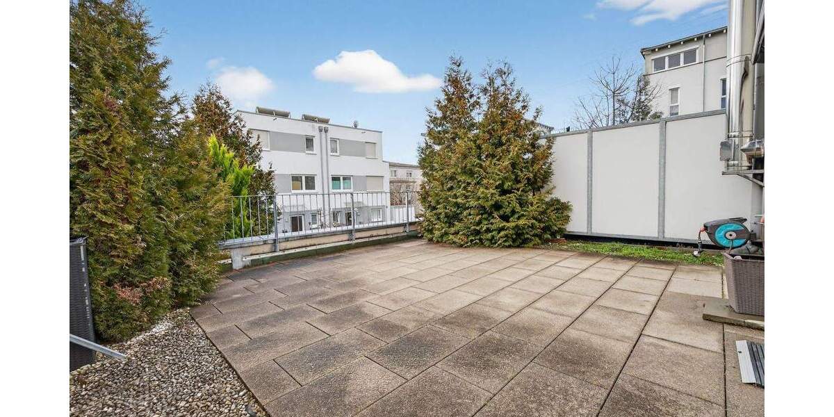 Reihenmittelhaus Stuttgart Zuffenhausen - 4 Zimmer, 132 m&sup2;, 714.000&euro; | Angebot:24738225