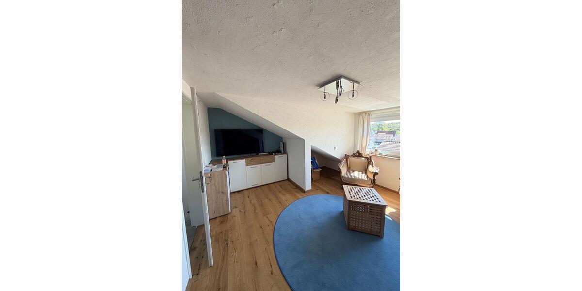 Reihenhaus Großbettlingen - 6 Zimmer, 180 m&sup2;, 590.000&euro; | Angebot:26277893