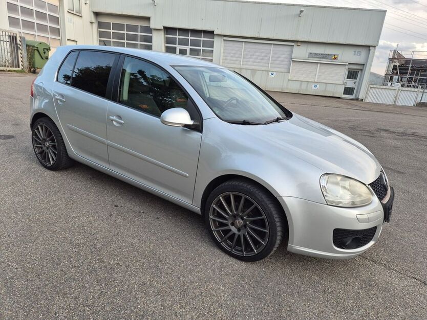 VW Golf 123.000 km 3.499 € möglingen 71696