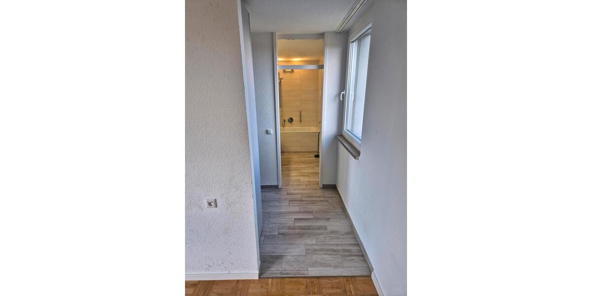 Etagenwohnung Stuttgart Birkach - 5 Zimmer, 137 m&sup2;, 1.900&euro; | Angebot:25965644