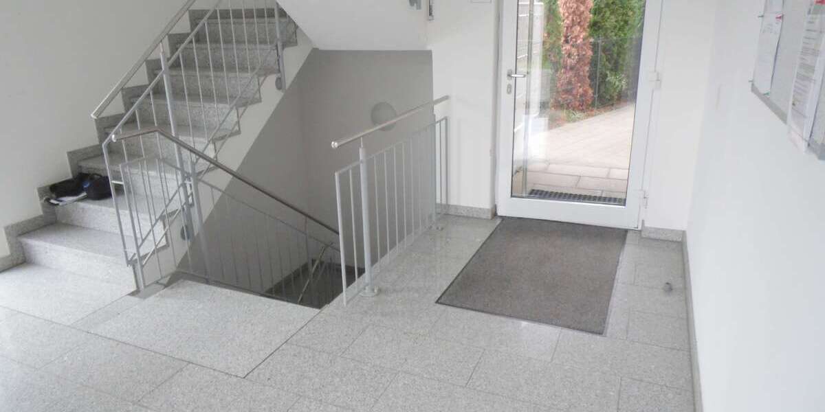 Etagenwohnung Rottenburg-Ergenzingen Ergenzingen - 4 Zimmer, 115 m&sup2;, 1.350&euro; | Angebot:27646896