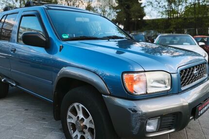 Nissan Pathfinder 139.038 km 2.999 &euro; Fellbach 70736