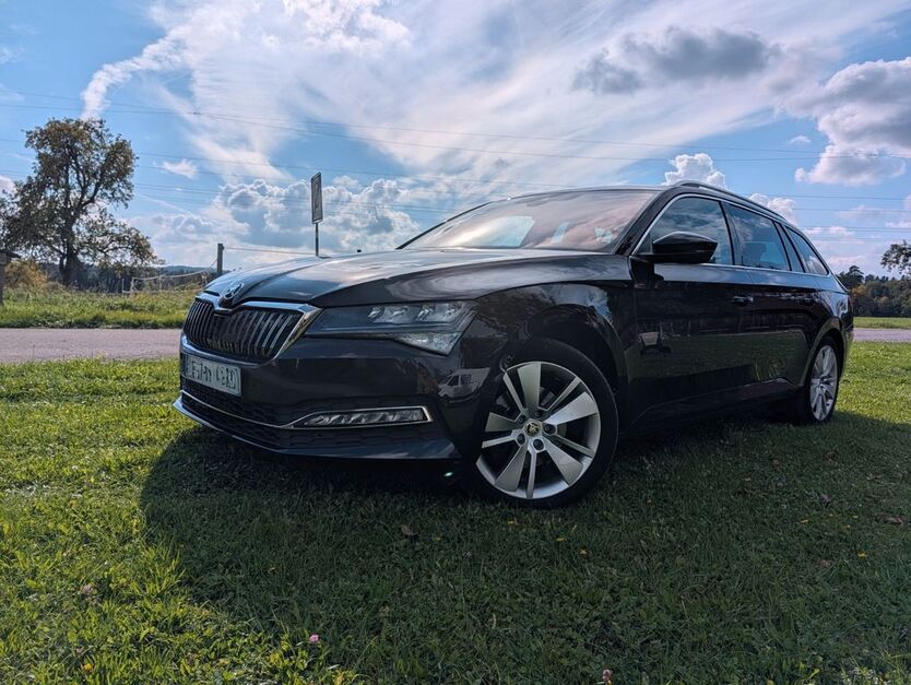 Skoda Superb 90.000 km 27.500 € Rottenburg 72108