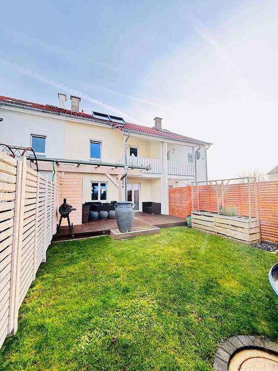 Haus zum Kaufen in Tiefenbronn 465.000 € 135 m²