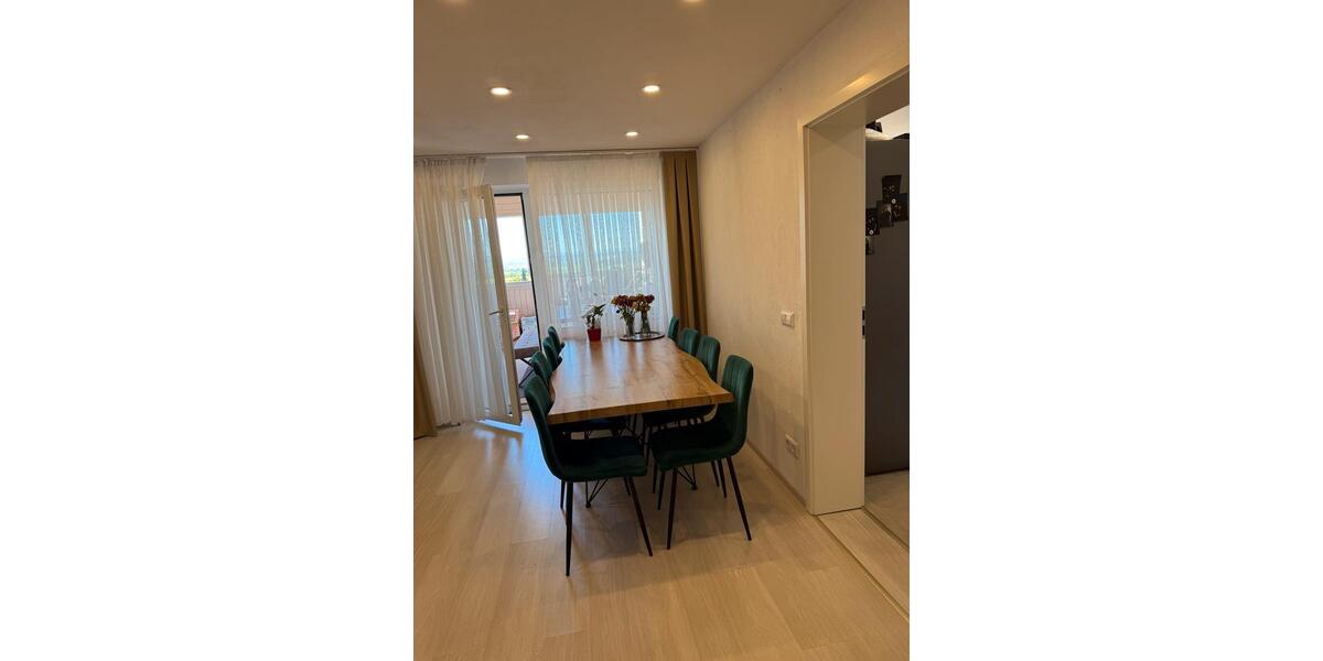 Etagenwohnung Herrenberg - 3.5 Zimmer, 88 m&sup2;, 1.350&euro; | Angebot:26330138