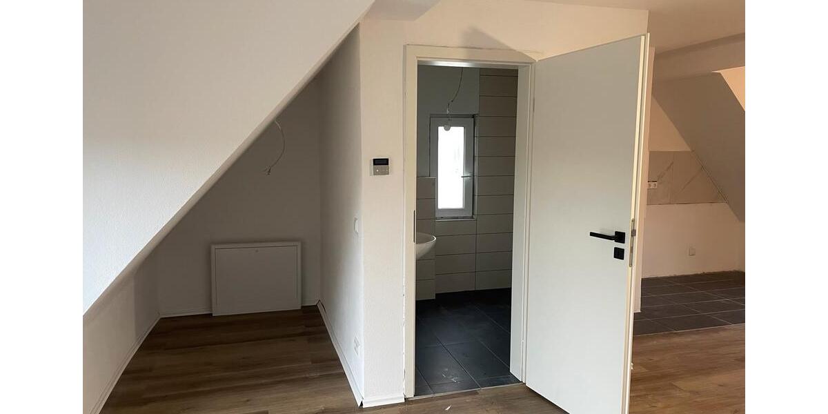 Dachgeschoßwohnung Ludwigsburg Eglosheim - 1 Zimmer, 42 m&sup2;, 900&euro; | Angebot:27604949