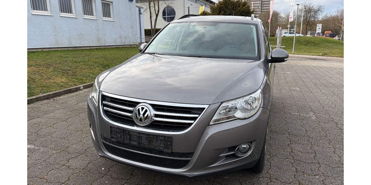 VW Tiguan 52.000 km 8.990 &euro; Stuttgart 70469