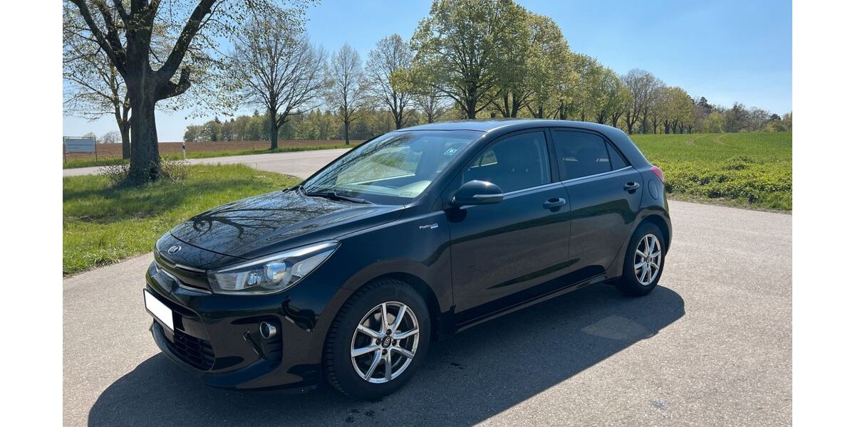 Kia Rio 92.000 km 10.500 &euro; Grafenau 71120