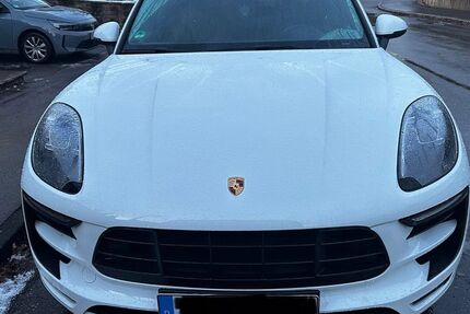 Porsche Macan 148.500 km 29.900 &euro; Sindelfingen 71069