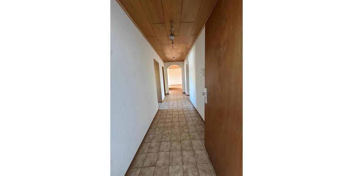 Etagenwohnung Böblingen Dagersheim - 3 Zimmer, 90 m&sup2;, 1.200&euro; | Angebot:27583874