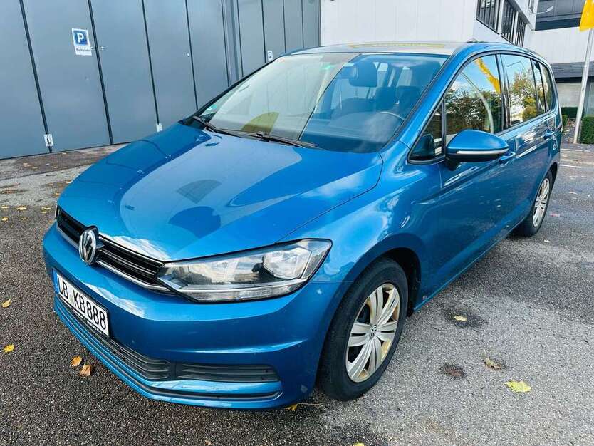 VW Touran 222.000 km 9.900 € Remseck 71686
