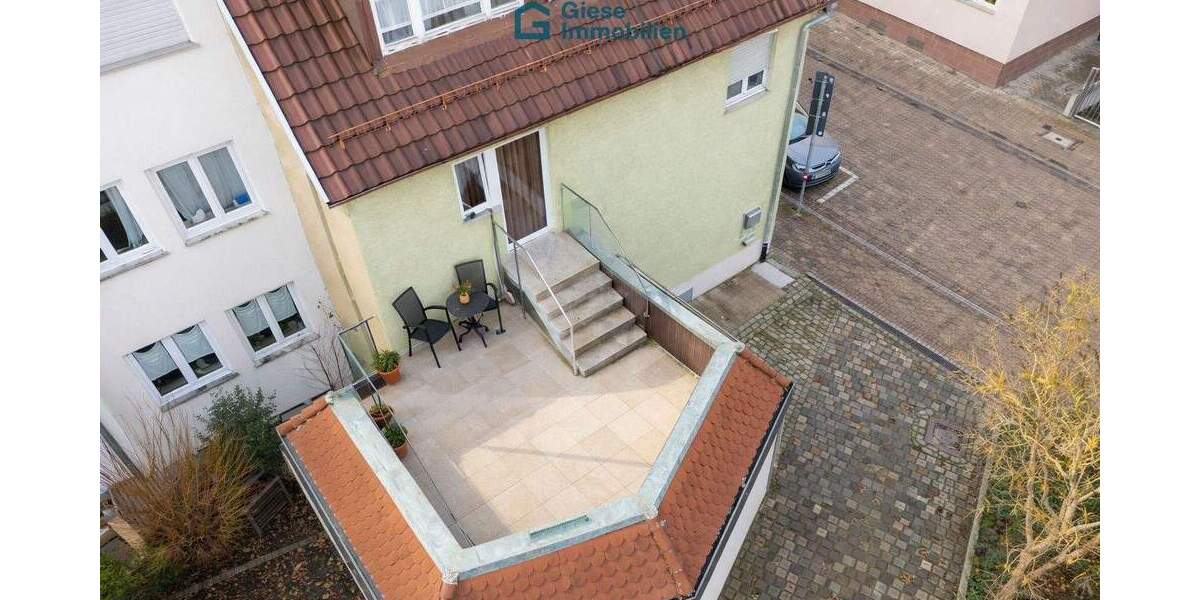 Mehrfamilienhaus, Wohnhaus Stuttgart Degerloch - 4 Zimmer, 145 m&sup2;, 599.000&euro; | Angebot:25819827