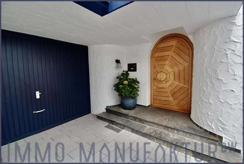 Haus zum Mieten in Leinfelden-Echterdingen 2.980 € 200 m²