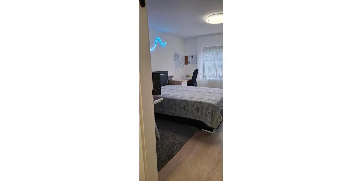 Etagenwohnung Nagold - 3 Zimmer, 70 m&sup2;, 210.000&euro; | Angebot:26101321