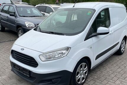 Ford Transit Courier 168.900 km 4.990 &euro; Nagold 72202